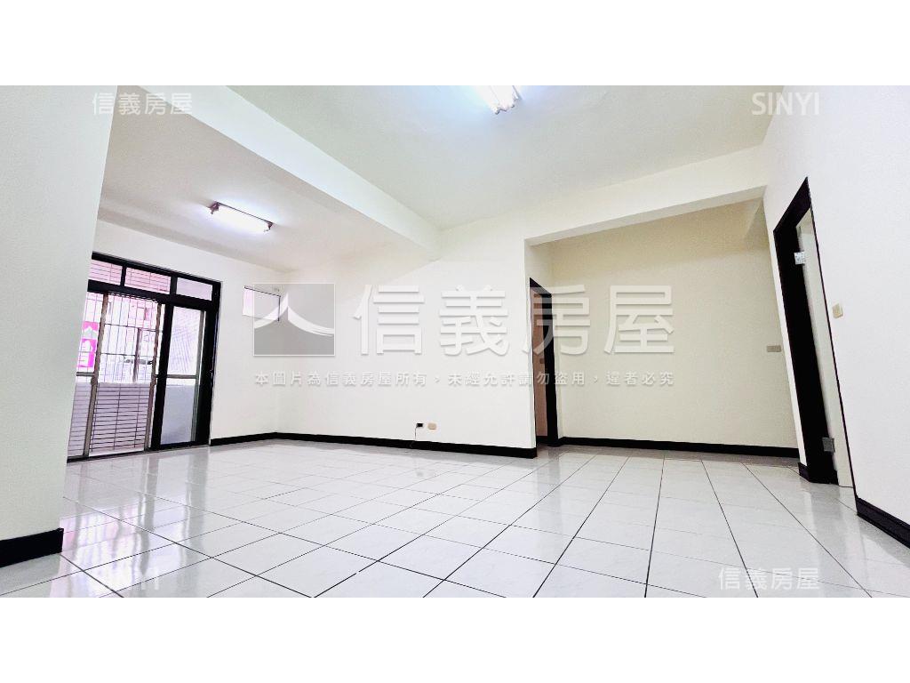 近行政中心新興良品２樓房屋室內格局與周邊環境