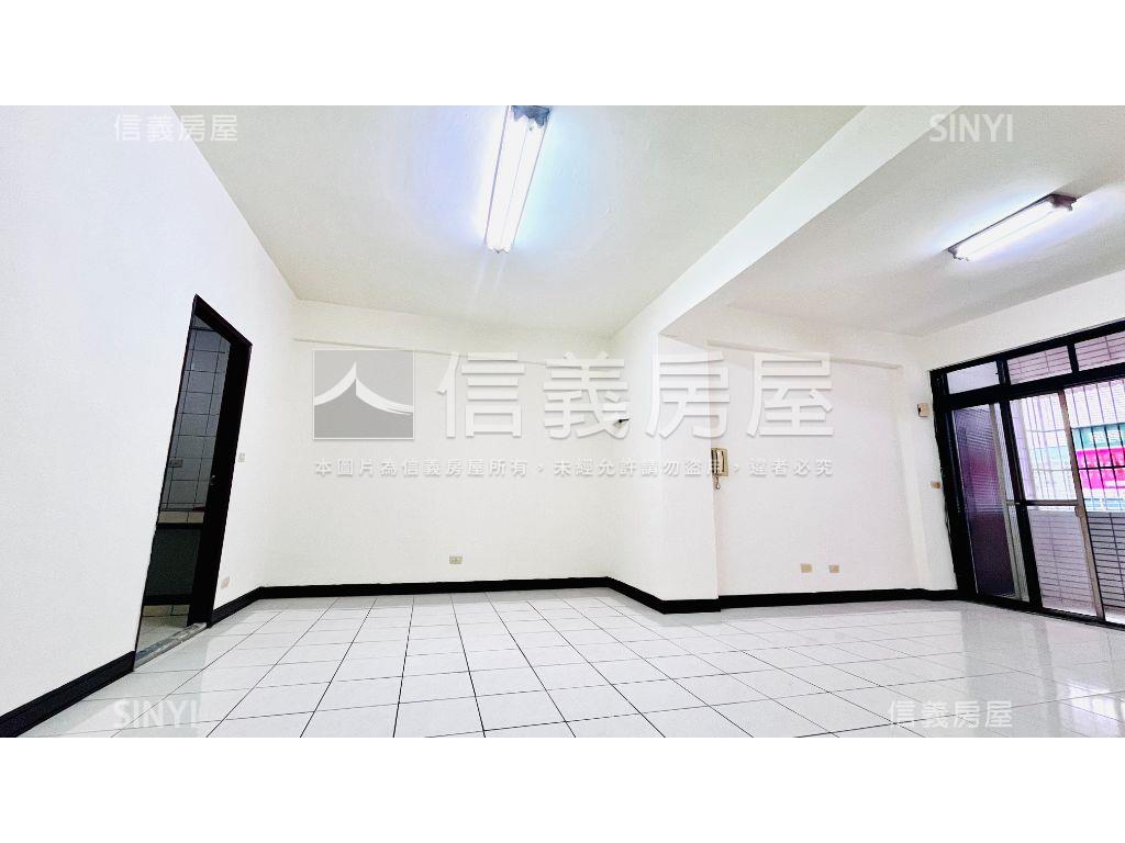 近行政中心新興良品２樓房屋室內格局與周邊環境