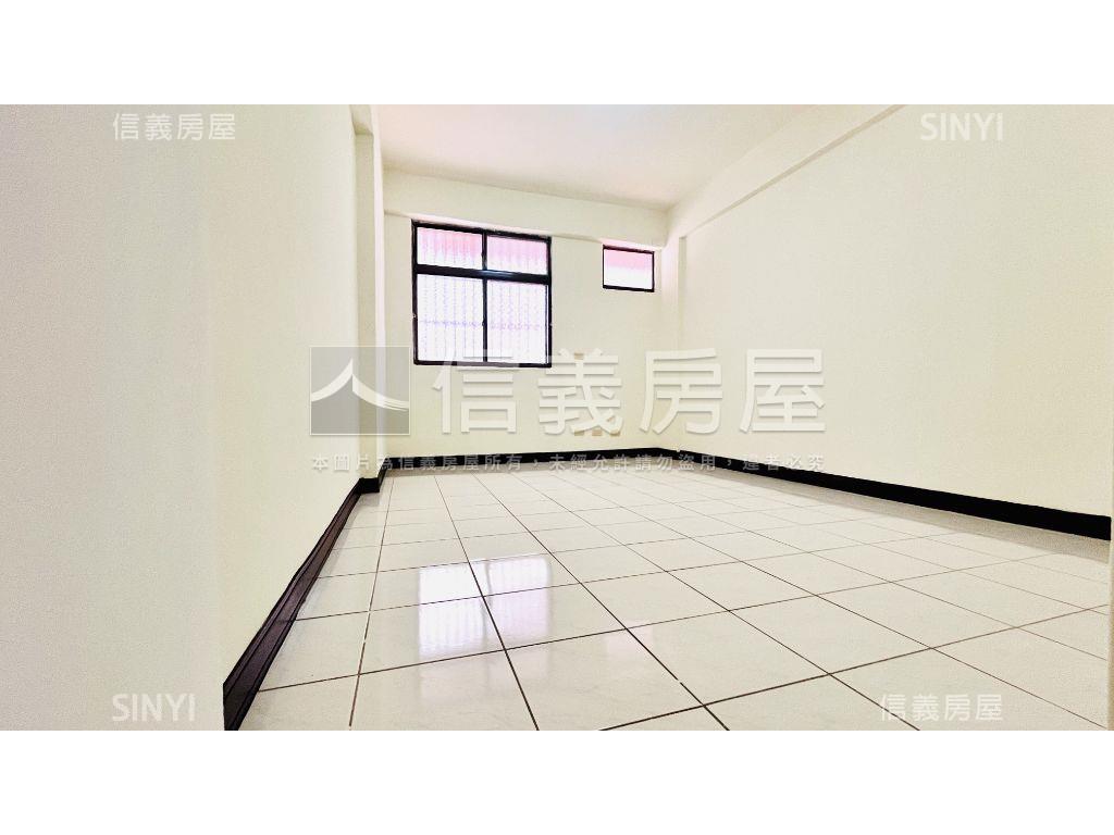 近行政中心新興良品２樓房屋室內格局與周邊環境