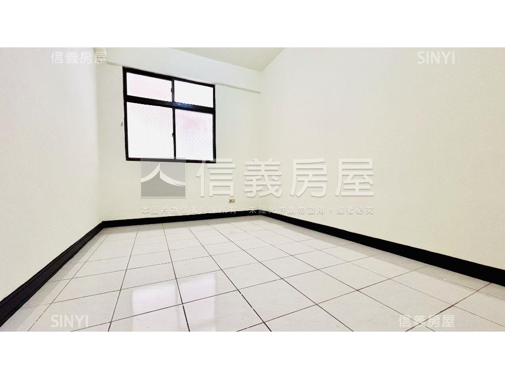近行政中心新興良品２樓房屋室內格局與周邊環境