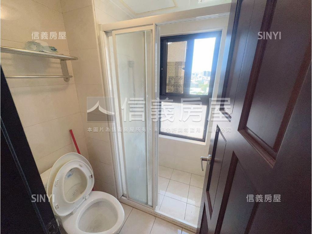 楊梅明日城高樓２房車位房屋室內格局與周邊環境