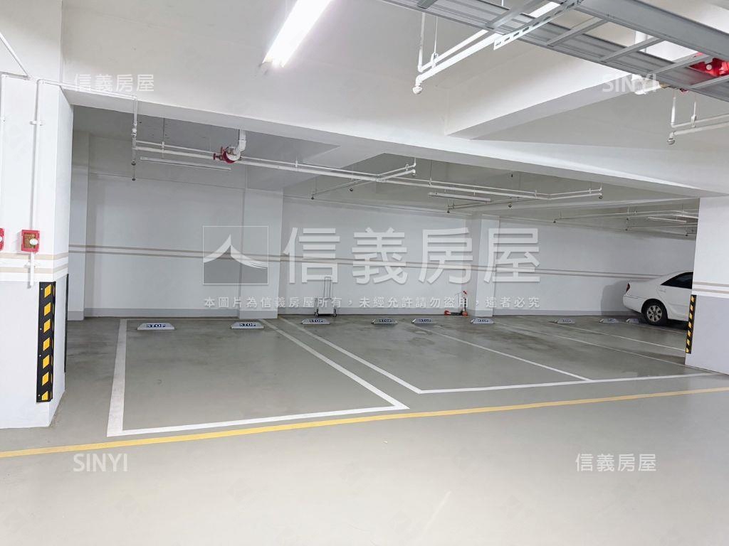 坤悅雅美二房平車視野戶房屋室內格局與周邊環境