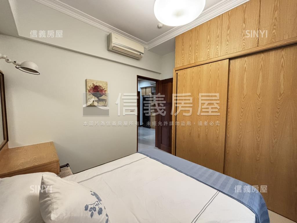 鴻華欣苑兩房車位房屋室內格局與周邊環境
