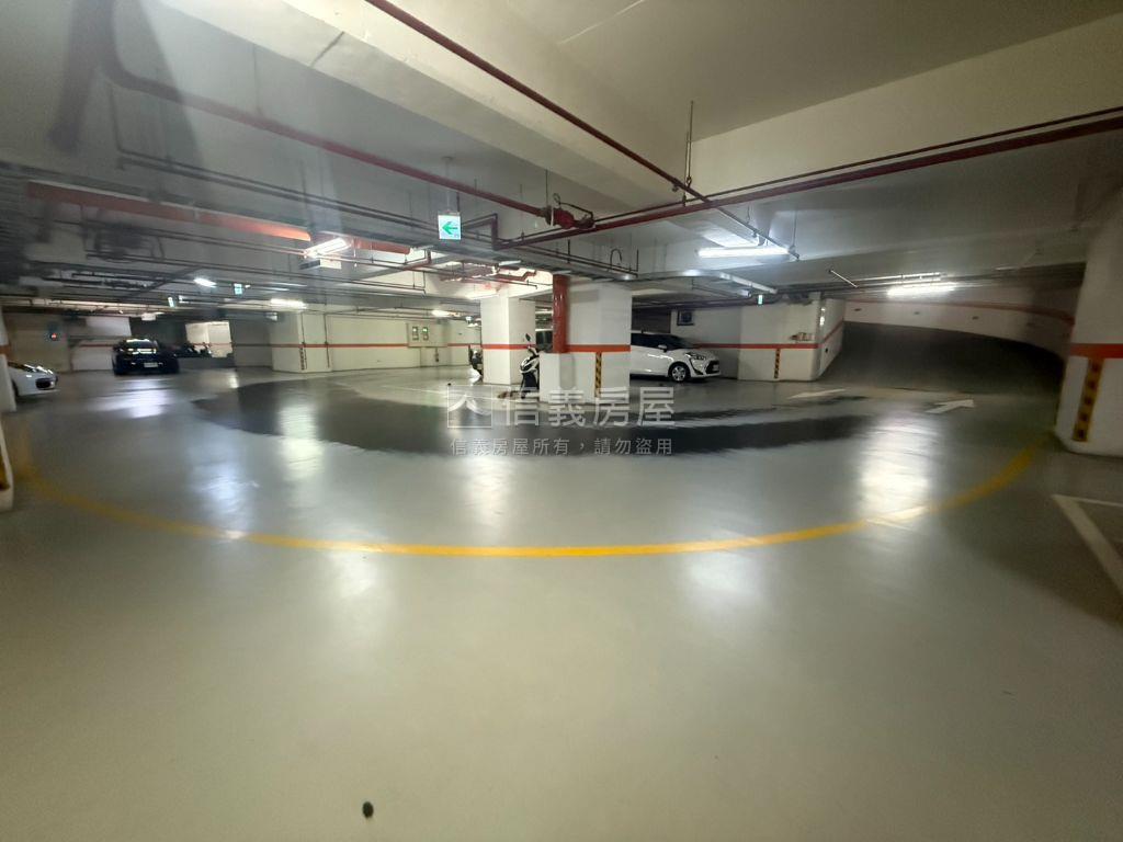 輔大落日美景電梯房屋室內格局與周邊環境