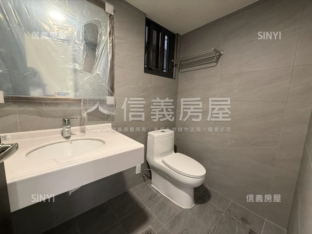 和築三房車位首購輕鬆購房屋室內格局與周邊環境