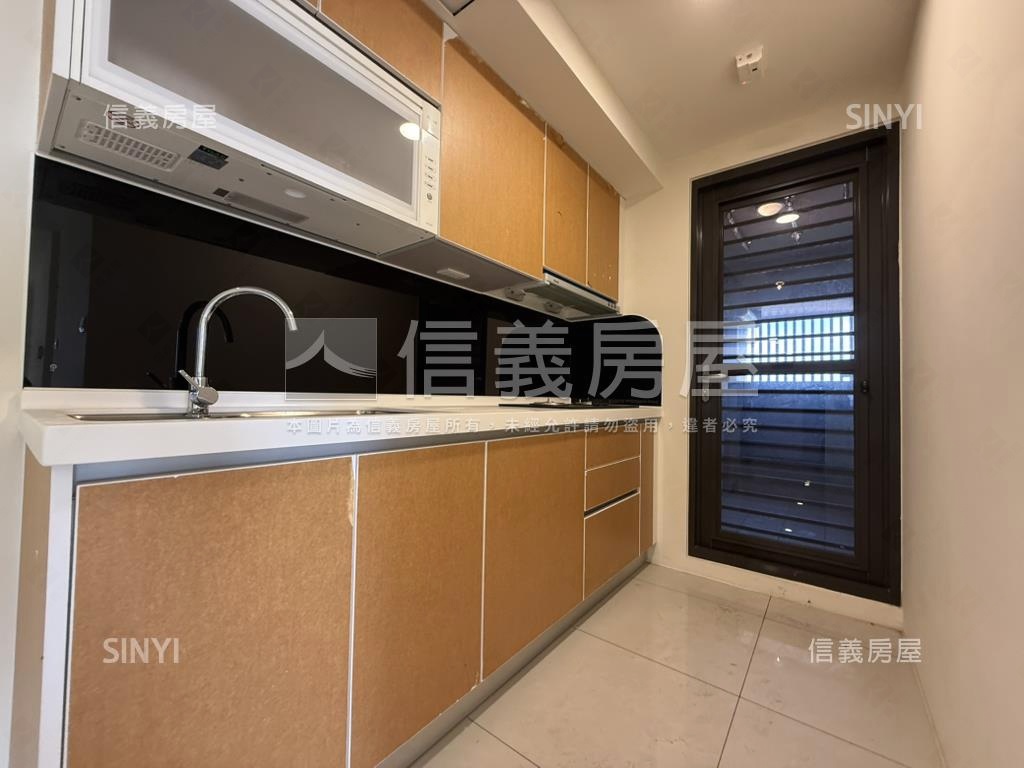 和築三房車位首購輕鬆購房屋室內格局與周邊環境