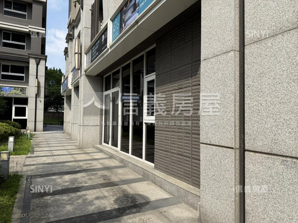 超級城市店辦房屋室內格局與周邊環境