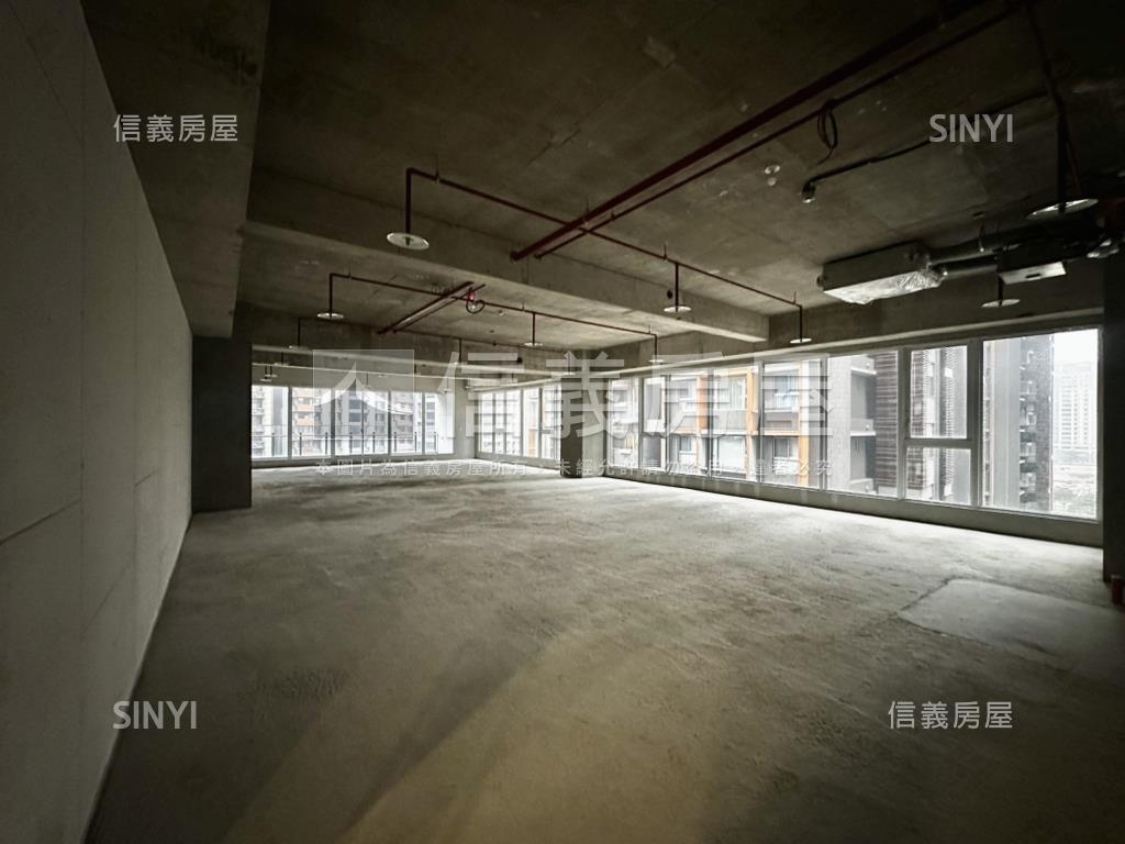 青埔中悅頂級全新商辦房屋室內格局與周邊環境