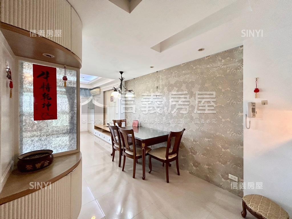 近縣府家樂福低總價三房房屋室內格局與周邊環境