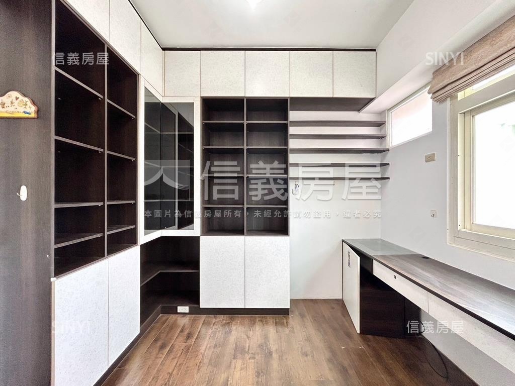 近縣府家樂福低總價三房房屋室內格局與周邊環境