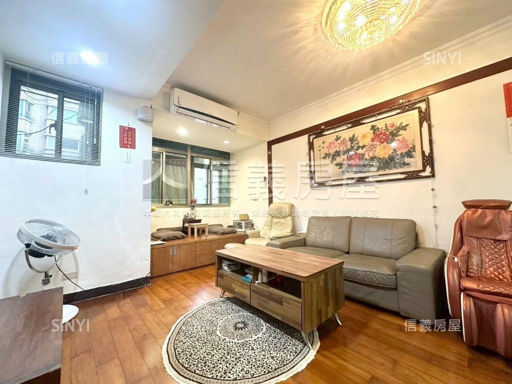 正金湖路２樓美寓房屋室內格局與周邊環境