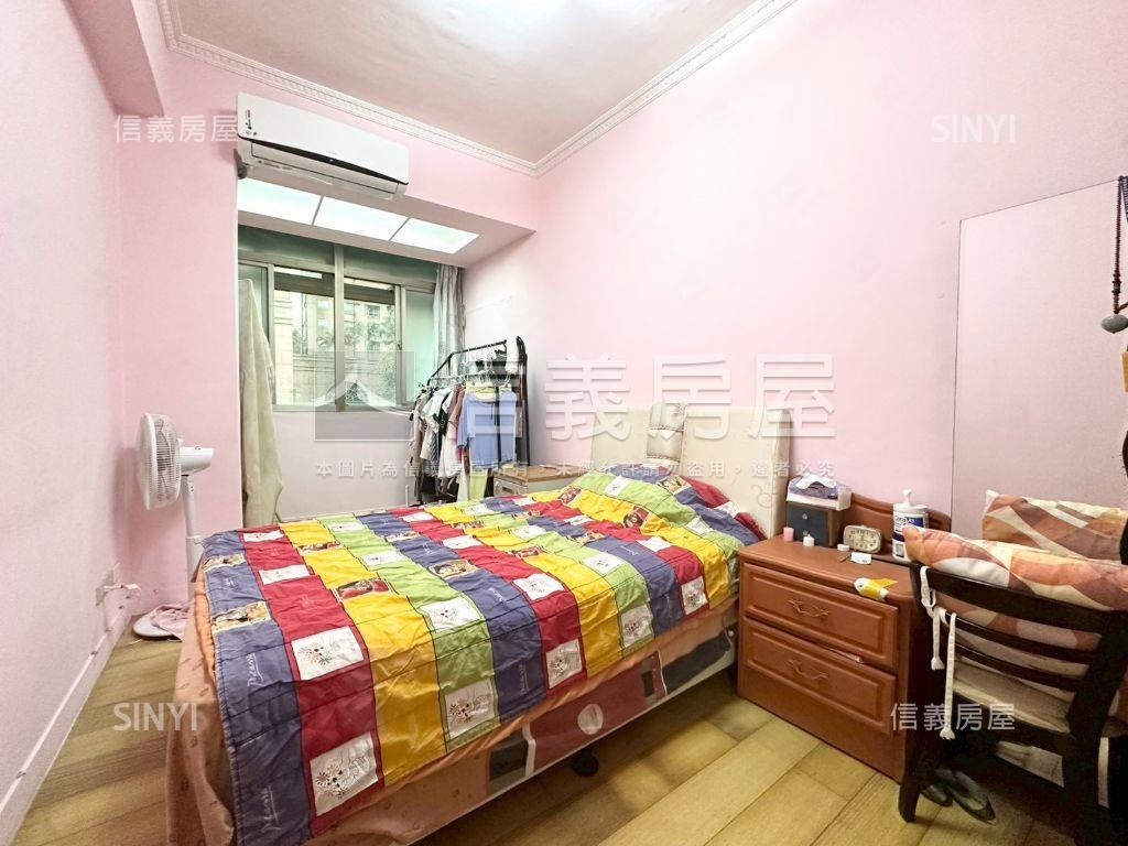 正金湖路２樓美寓房屋室內格局與周邊環境