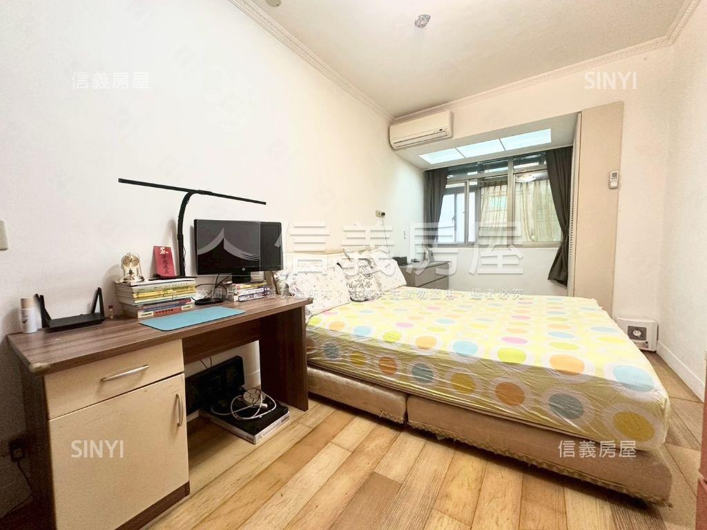 正金湖路２樓美寓房屋室內格局與周邊環境