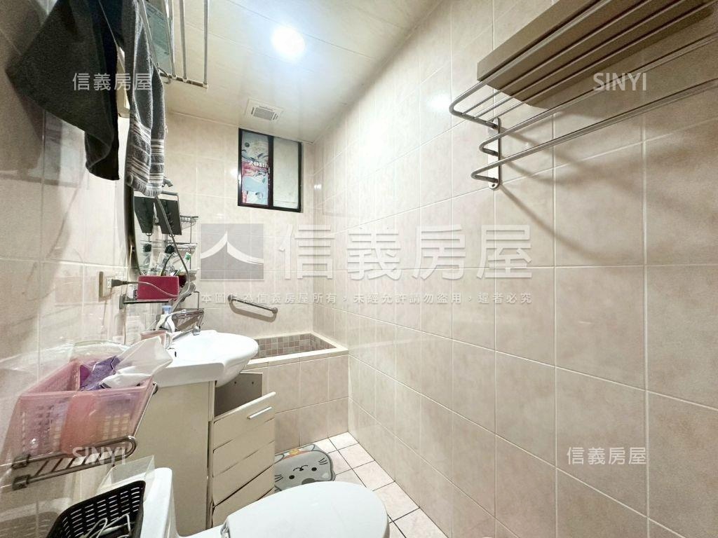 正金湖路２樓美寓房屋室內格局與周邊環境