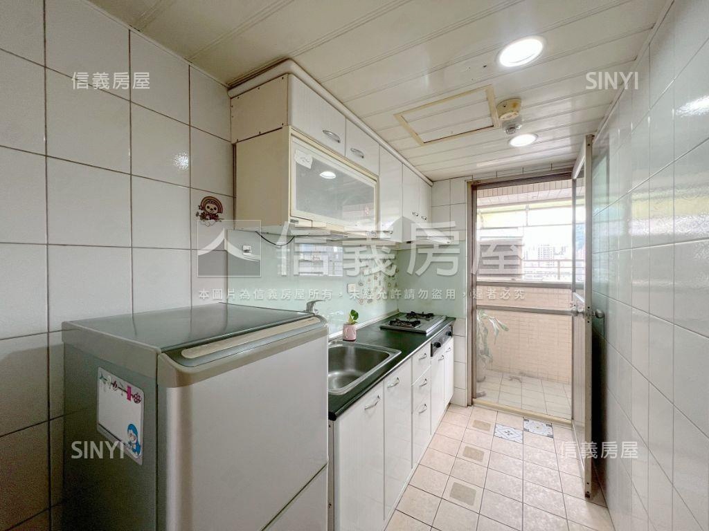 天堂鳥稀有邊間採光兩房房屋室內格局與周邊環境