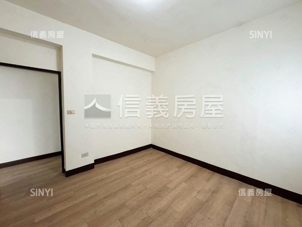 近景平捷運採光正三房房屋室內格局與周邊環境