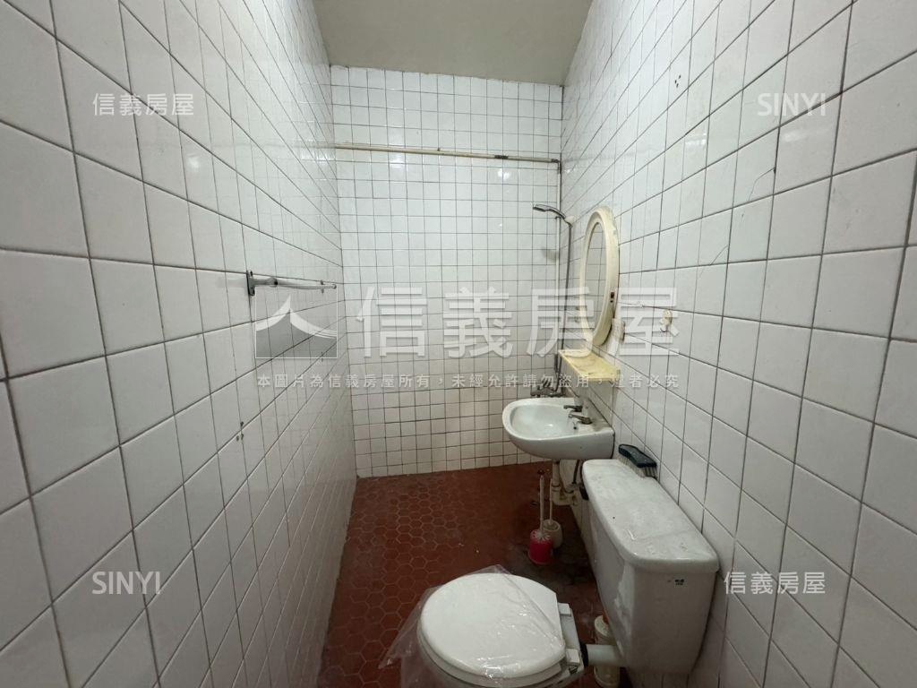 近景平捷運採光正三房房屋室內格局與周邊環境