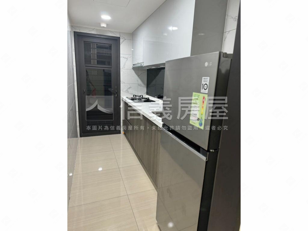 璞遇高鐵稀有三房來電賞屋房屋室內格局與周邊環境