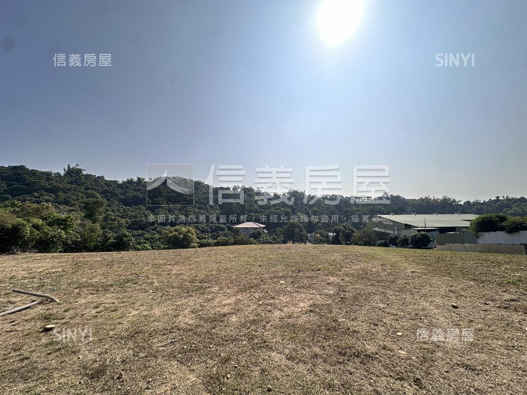 鳥松埔嶺段臨路有電５分地房屋室內格局與周邊環境