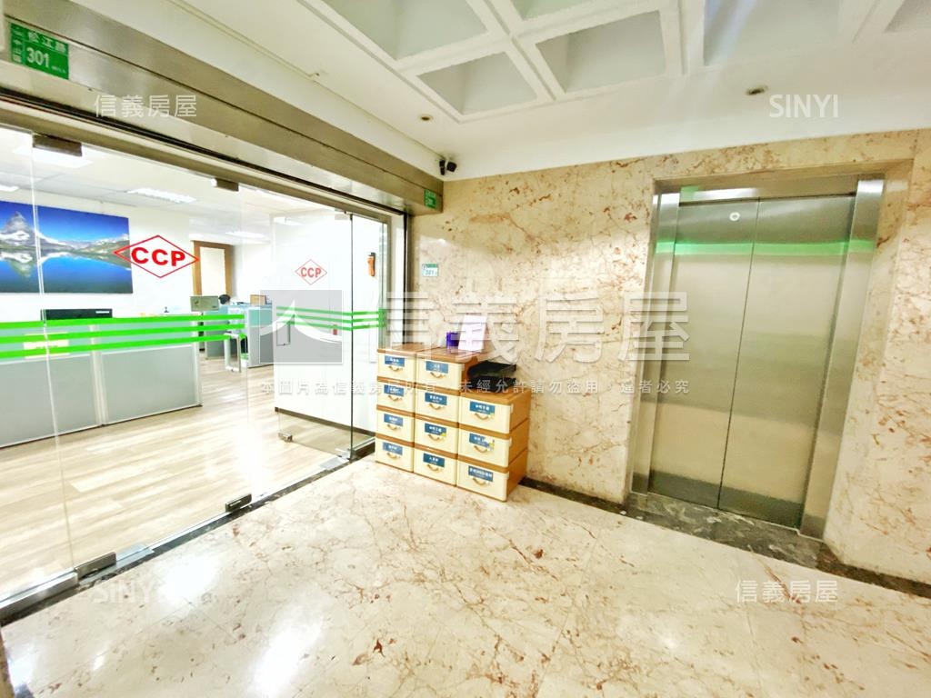 正松江路☆華爾街企業辦公房屋室內格局與周邊環境