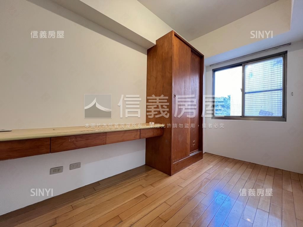 八期低總價質感美別墅房屋室內格局與周邊環境