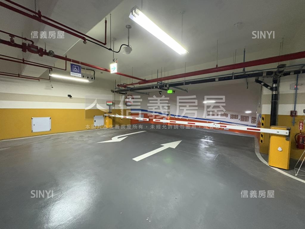百邑富都匯全新２房車位房屋室內格局與周邊環境