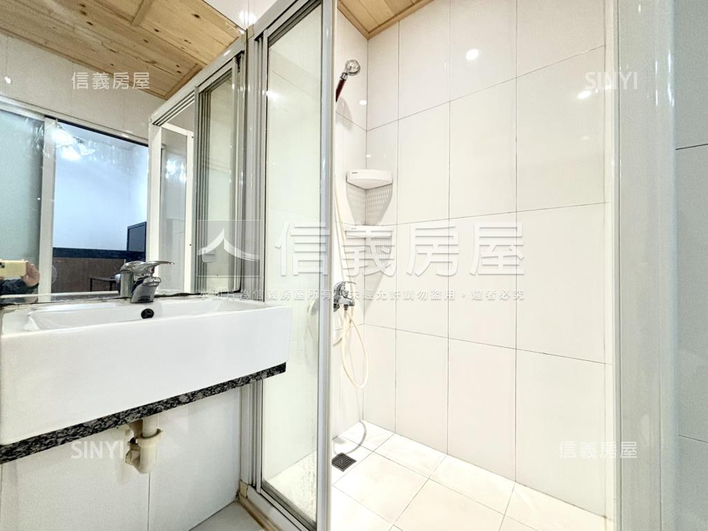 西屯Ｕ行館小資宅房屋室內格局與周邊環境