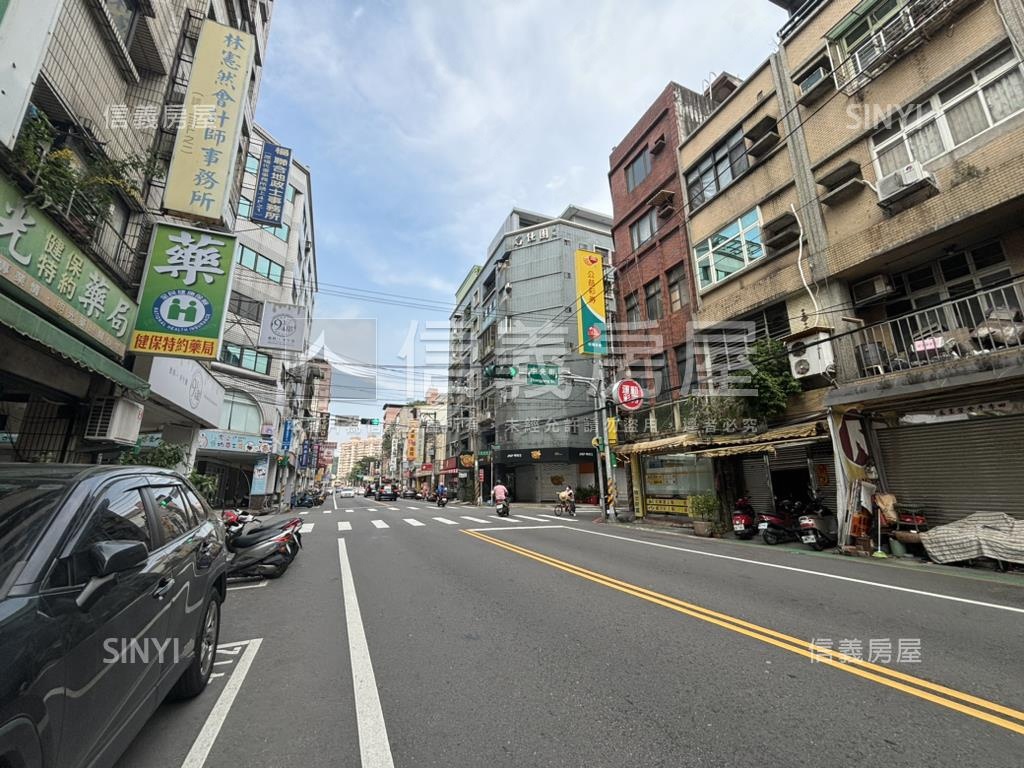 金店面電梯透天房屋室內格局與周邊環境