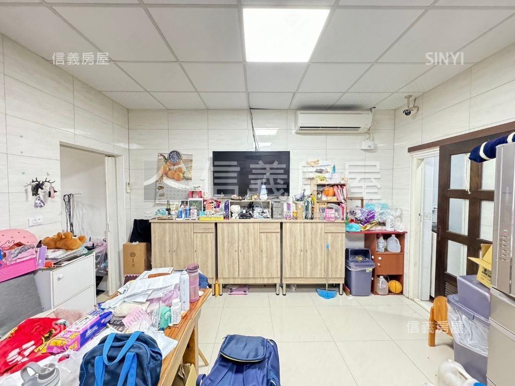 向上市場旁精裝樓店好停車房屋室內格局與周邊環境