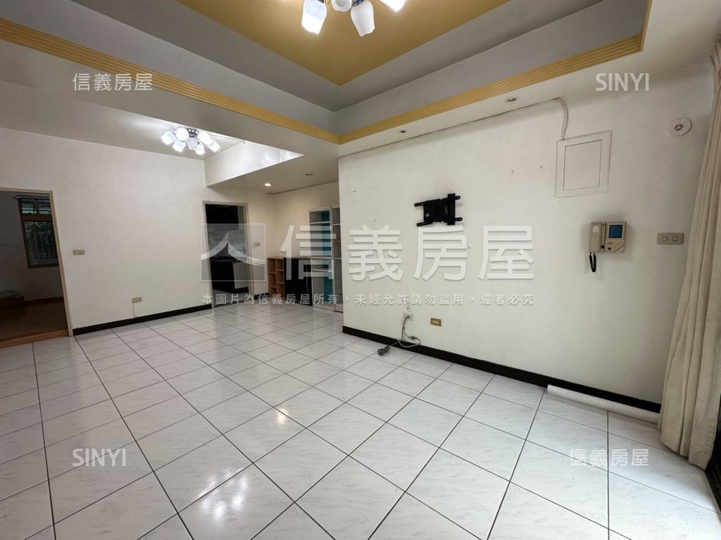 大江山公寓三樓坡平車位房屋室內格局與周邊環境