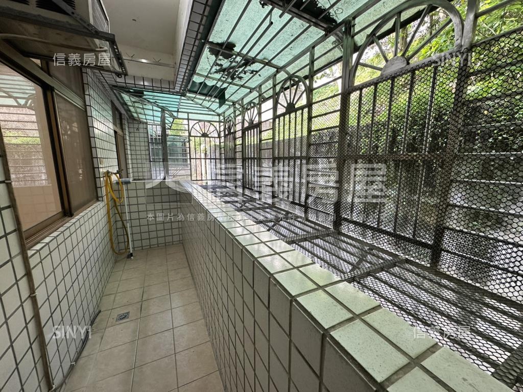 大江山公寓三樓坡平車位房屋室內格局與周邊環境