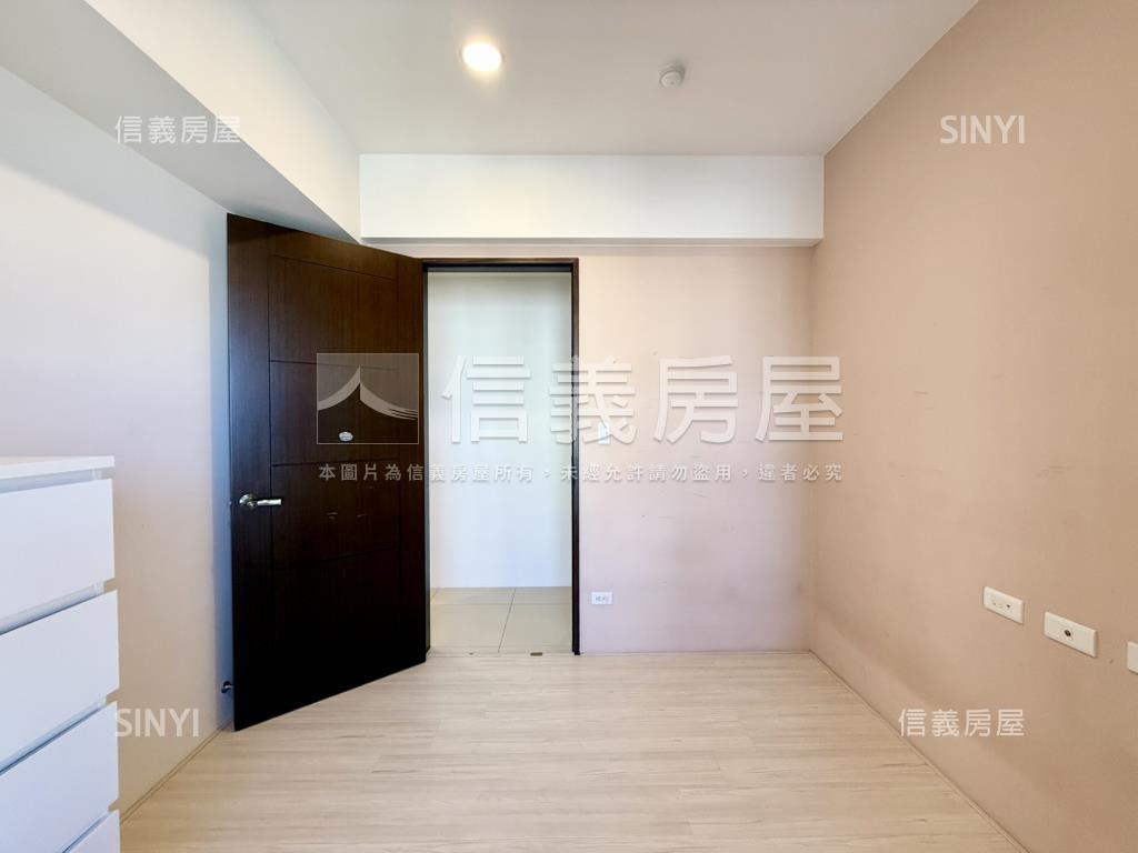 市政永華戀戀三房平車房屋室內格局與周邊環境