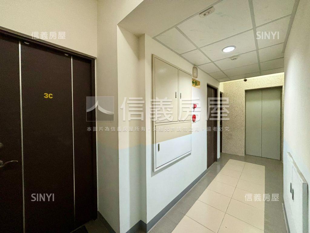 走路到成大｜滿租電梯宿舍房屋室內格局與周邊環境