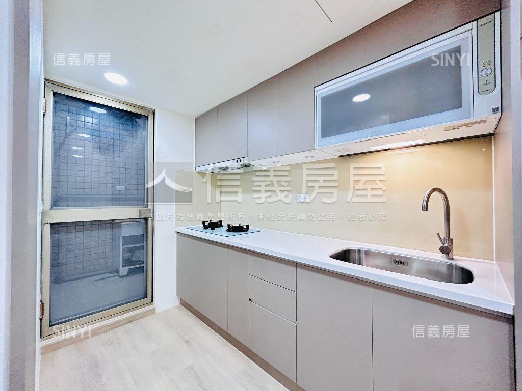 藝文全球家美裝潢三房車位房屋室內格局與周邊環境