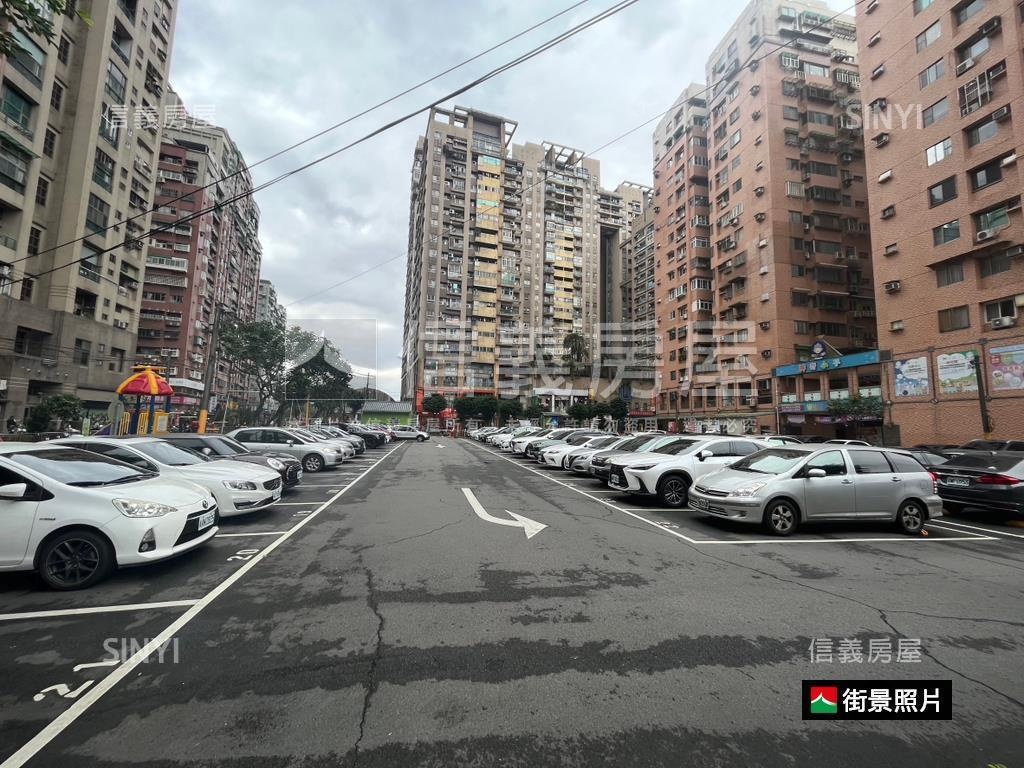國泰醫院商圈挑高店辦房屋室內格局與周邊環境