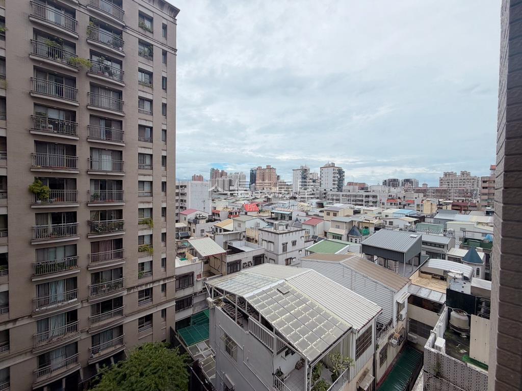 ★惠宇面公園美屋雙車位房屋室內格局與周邊環境