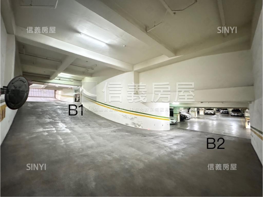 豐富公園四房雙平車房屋室內格局與周邊環境