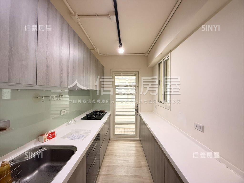 佳年華３＋１美屋平車房屋室內格局與周邊環境