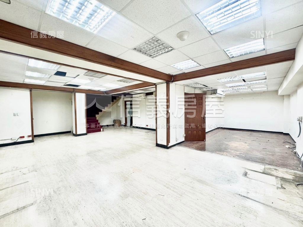 ＮＥＷ】專任仁愛庭院一樓房屋室內格局與周邊環境