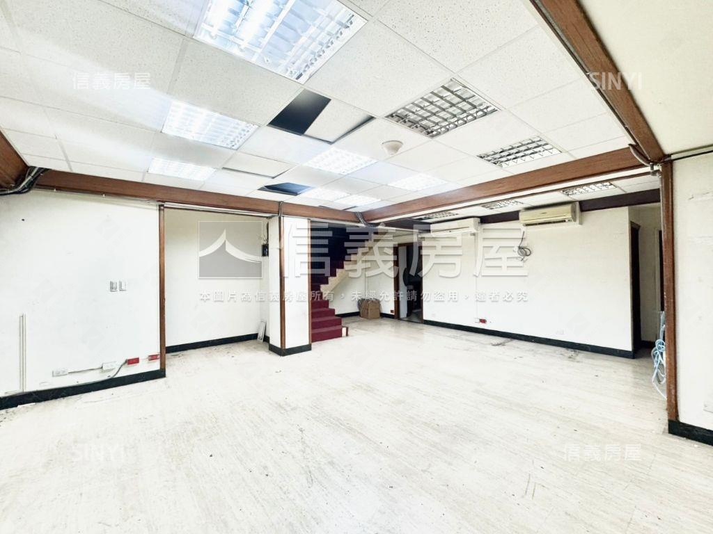 ＮＥＷ】專任仁愛庭院一樓房屋室內格局與周邊環境