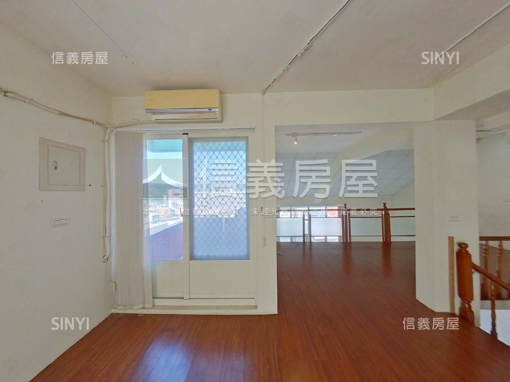 近園區邊間庭院車庫別墅房屋室內格局與周邊環境