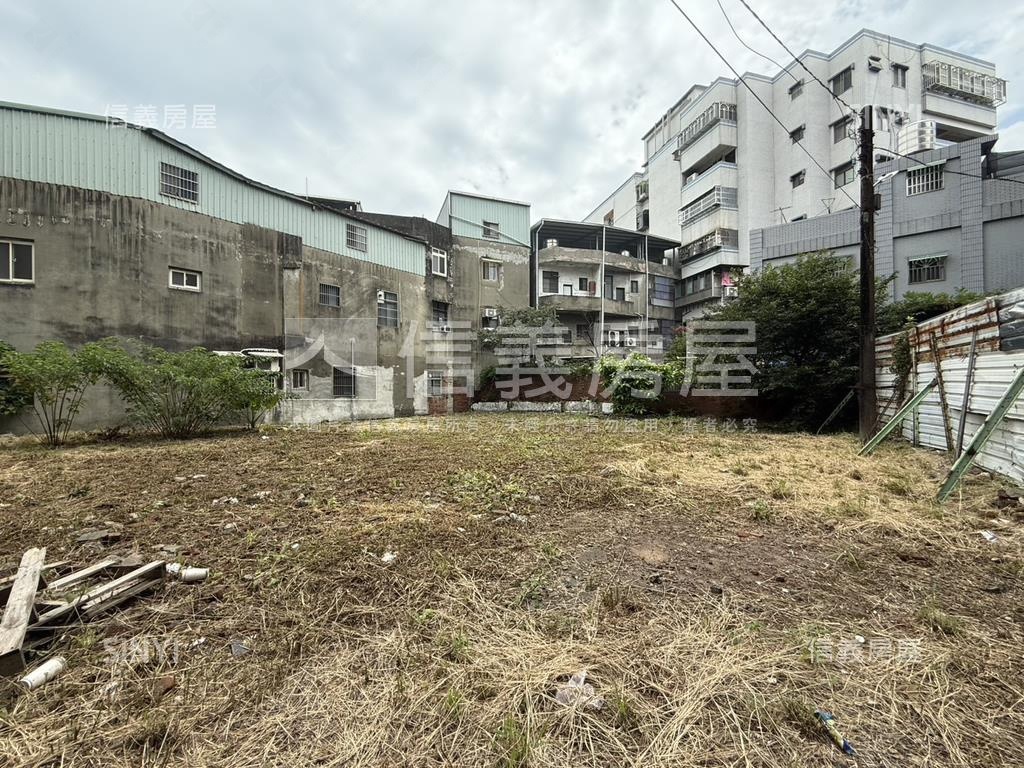 鶯歌國小旁乙工種工業地房屋室內格局與周邊環境