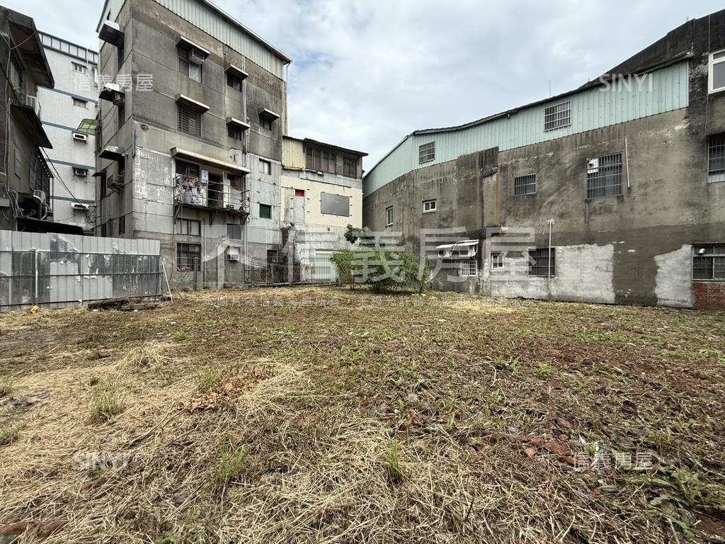 鶯歌國小旁乙工種工業地房屋室內格局與周邊環境