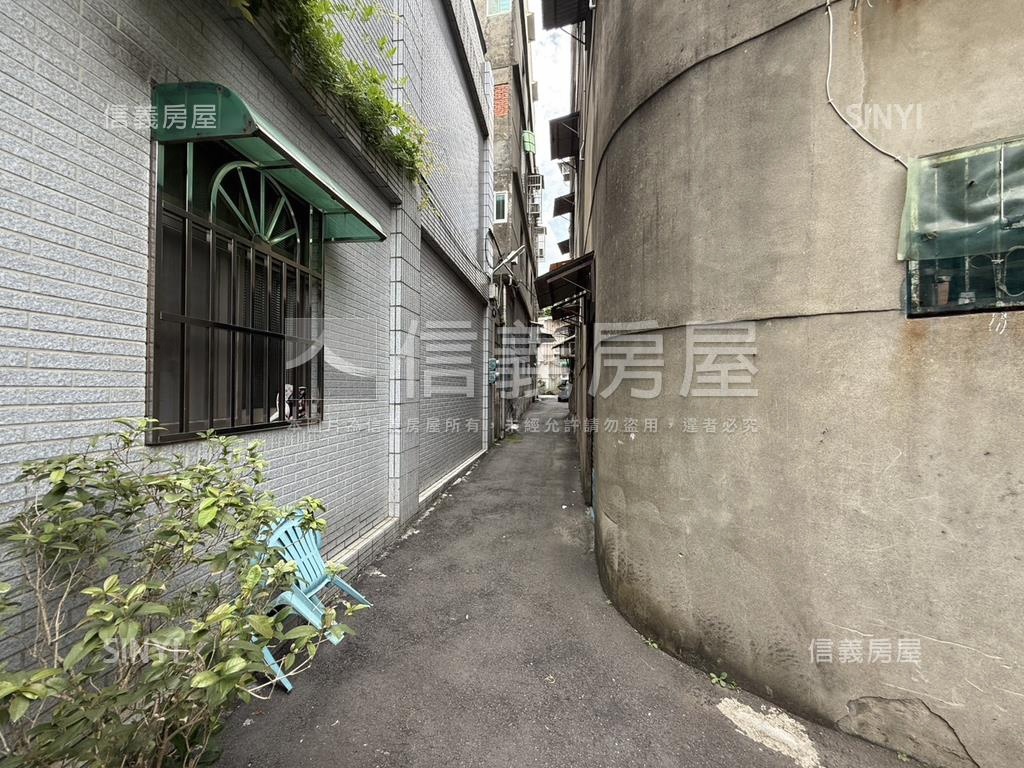 鶯歌國小旁乙工種工業地房屋室內格局與周邊環境