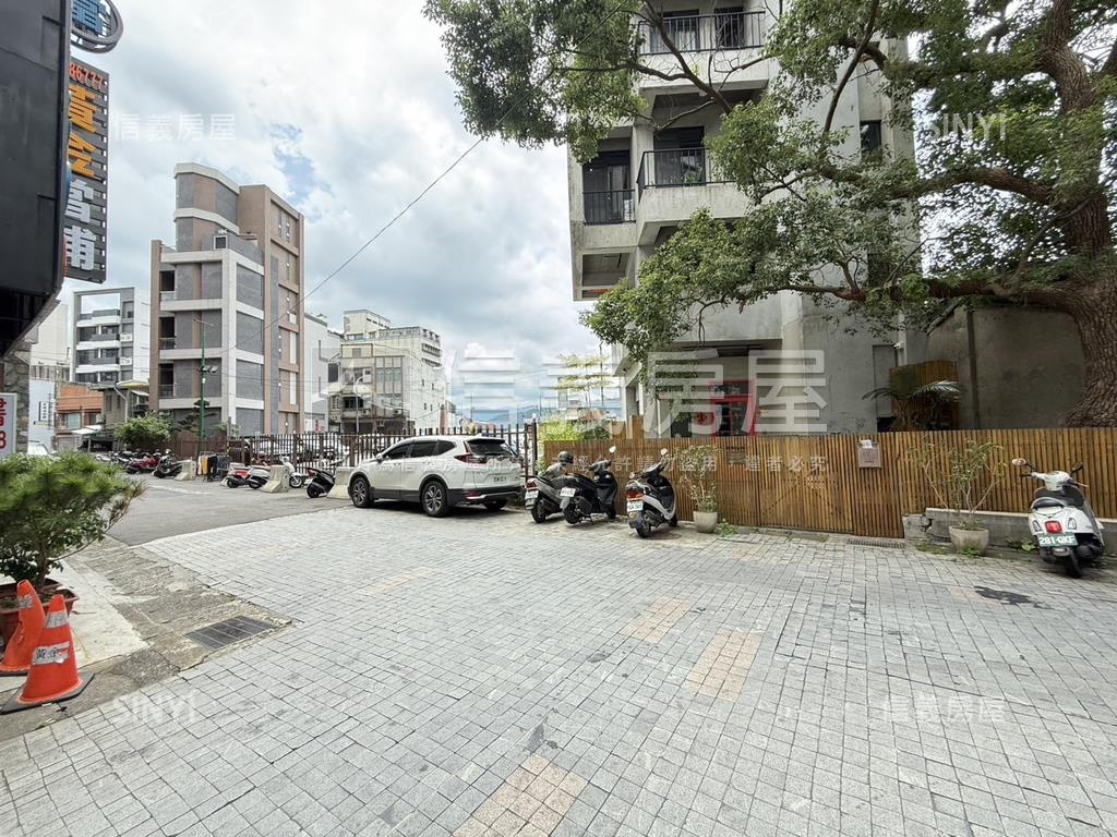 鶯歌國小旁乙工種工業地房屋室內格局與周邊環境