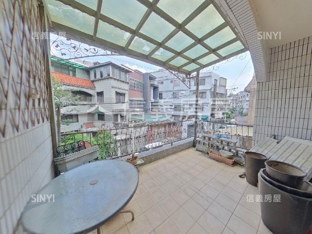 後站近未來體育園區美別墅房屋室內格局與周邊環境