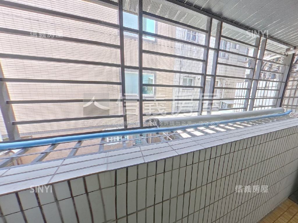 後站近未來體育園區美別墅房屋室內格局與周邊環境