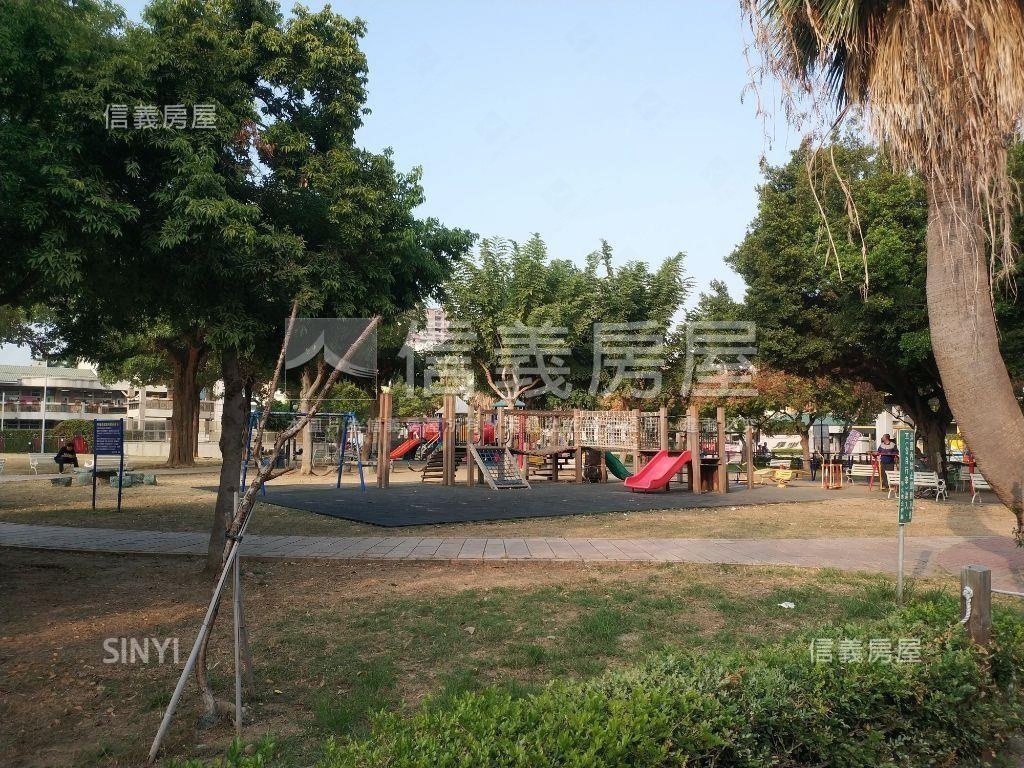 地約５９坪，邊間透天房屋室內格局與周邊環境