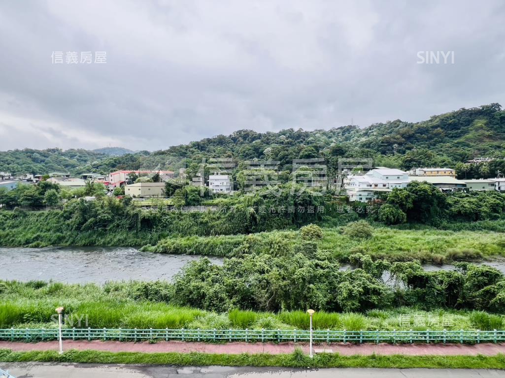 河景公寓三房房屋室內格局與周邊環境