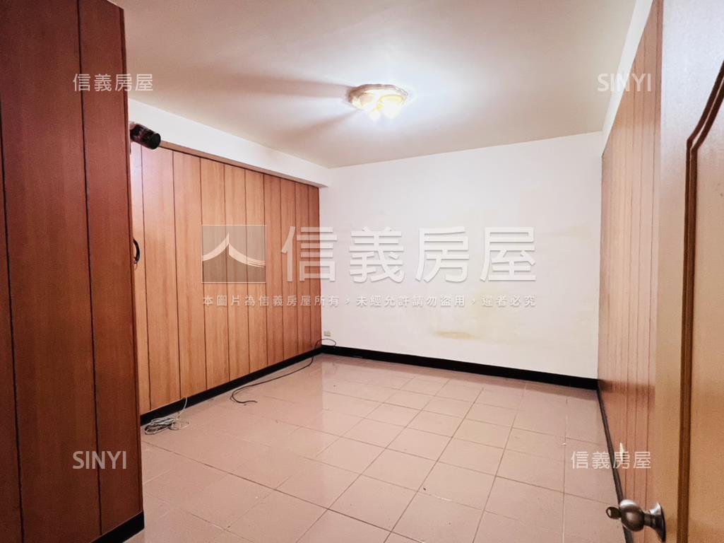 河景公寓三房房屋室內格局與周邊環境